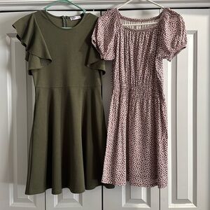 2 Girls Dresses
